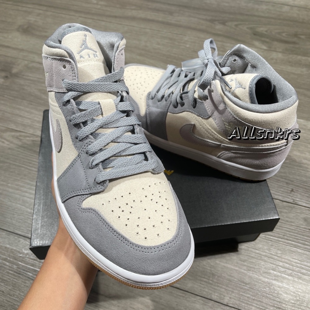 Air Jordan 1 Mid Coconut Milk 🥥 w - Picture 3 of 11